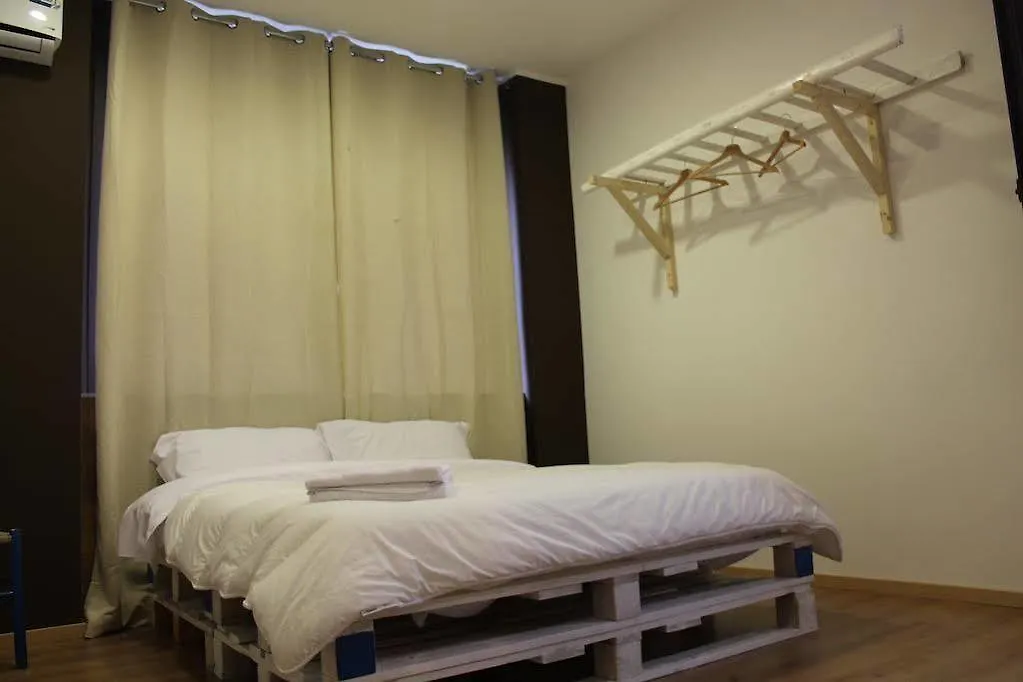B&B Miro Centro Катания 3*,  Италия