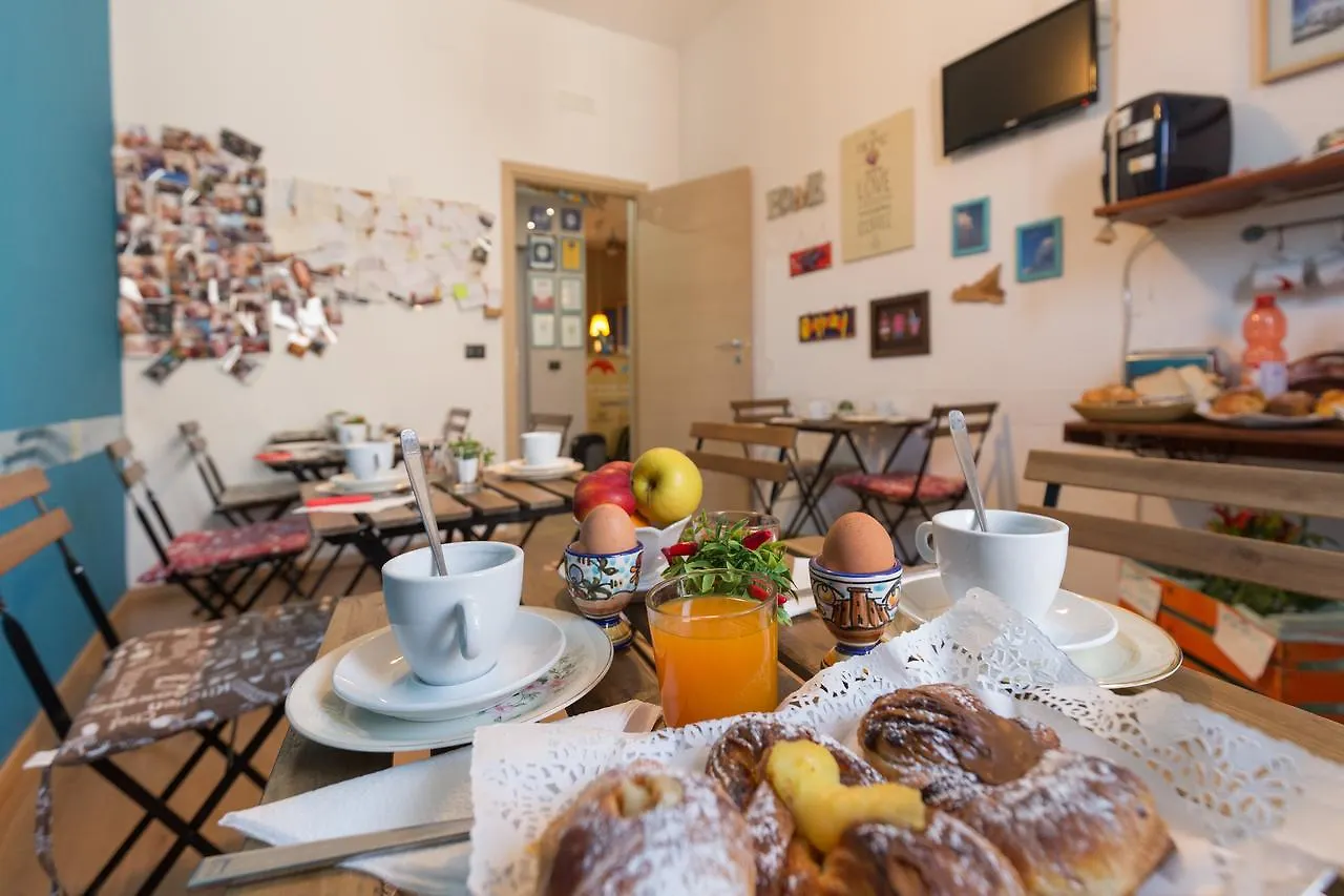 B&B Miro Centro Катания 3*,